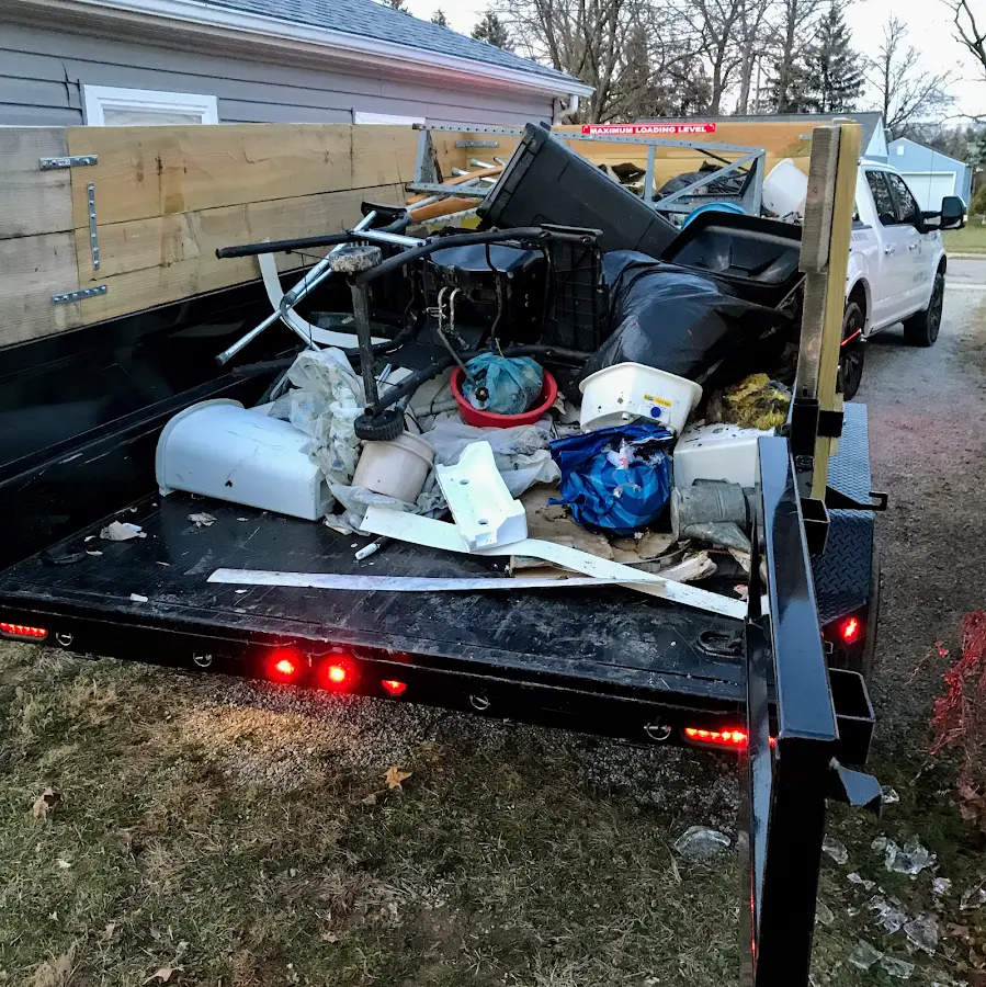 Roll-off dumpster delivered to a residential driveway in Palmyra